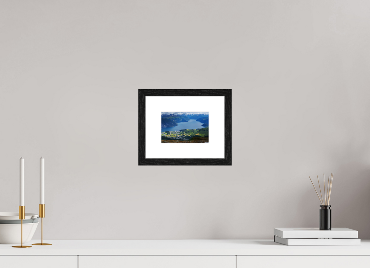 6 x 4″, Glossy Print (Framed) Norway4