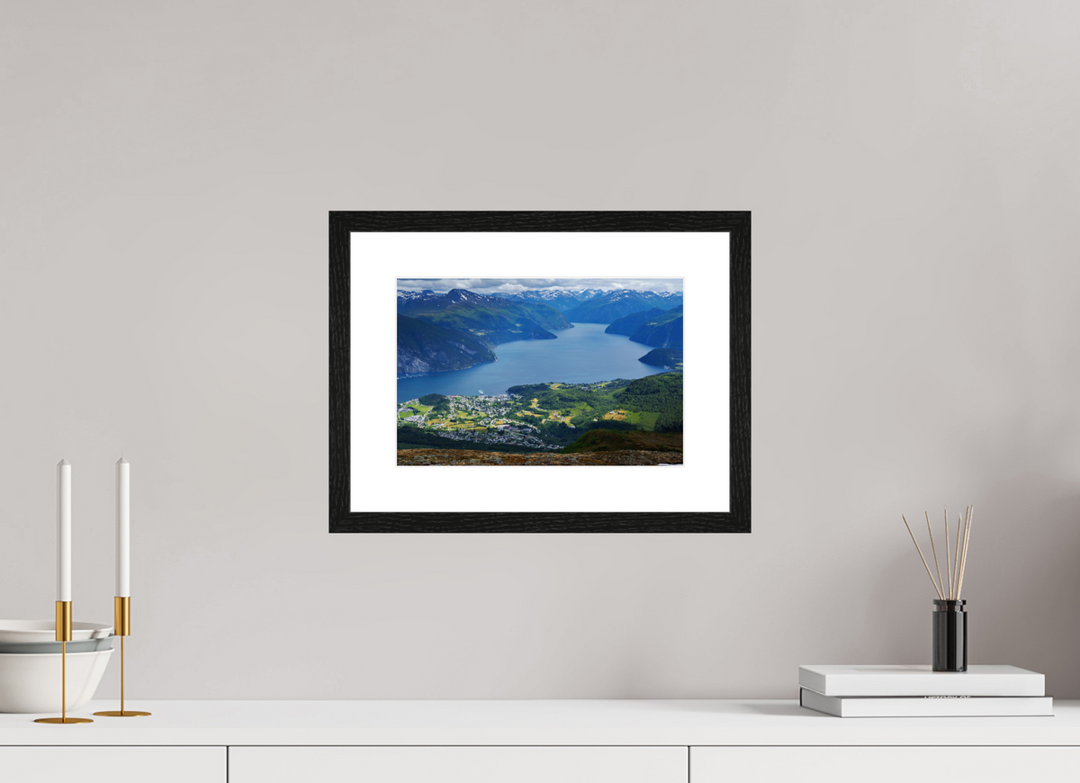 12 x 8″, Glossy Print (Framed) Norway4